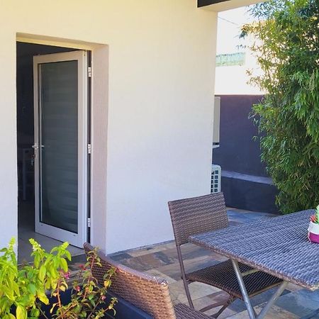 Studio Prive Attenant Villa Piscine Marseille Exterior photo